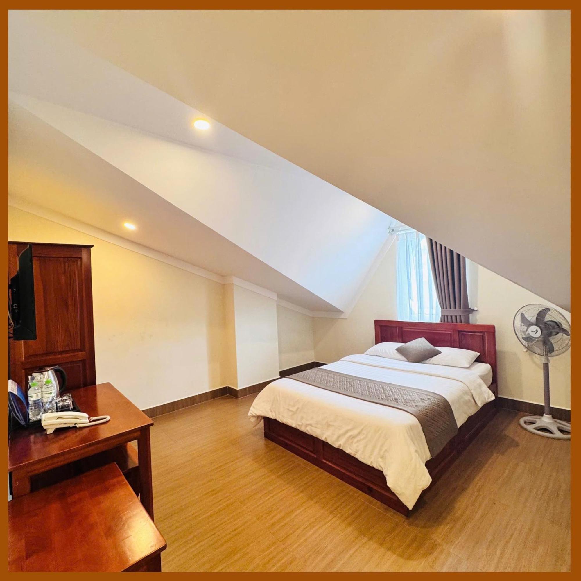 Nam Xuan Premium Hotel Da Lat Esterno foto